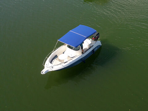 Bateau Quicksilver 630 Commander à louer à Mâcon chez Loca Concept