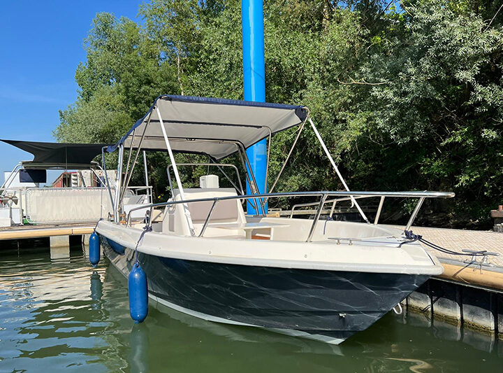 Locaconcept à Mâcon - Location bateau sans permis Terminal Boat EN 21